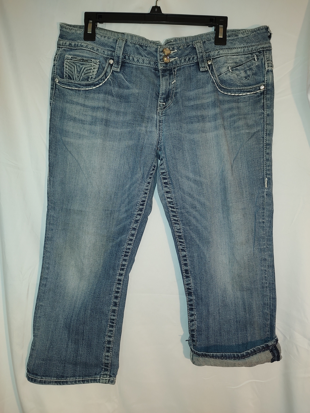 Women's Light Wash Denim Crop Jeans - Blue